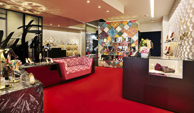 <strong>Christian Louboutin｜クリスチャン ルブタン</strong>　「クリスチャン ルブタン 青山」　