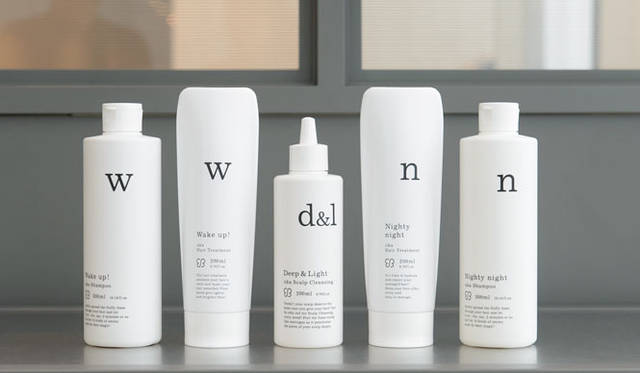 <strong>uka｜ウカ</strong>　左から、ウカシャンプー＆トリートメント「Wake up!」、ウカスカルプクレンジング「Deep & Light」、ウカシャンプー＆トリートメント「Nighty night」