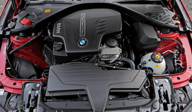 428iは2リッター直4ツインパワー ターボエンジンから、最高出力180kW（245ps）/5,000rpm、最大トルク350Nm（35.7kgm）/1,250-4,800rpmを発揮