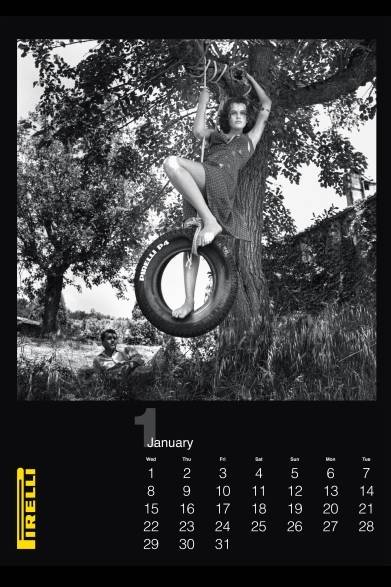 <strong>PIRELLI｜ヘルムート・ニュートンによる未発表カレンダーをリリース</strong>