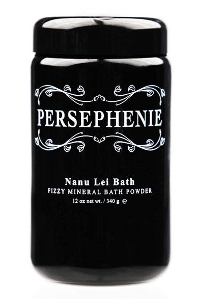 <strong>PERSEPHENIE｜パーセファニー</strong>　アロマボディケアブランド　バスソルト「ナヌレイバス・フィジーミネラルバスパウダー」（340g）6090円