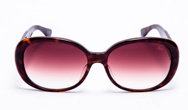 <strong>Felisi｜フェリージ</strong>　「0003-Eyewear」2万8000円（税抜）