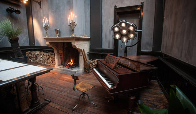  オランダ・アムステルダム「The Mayer Manor」