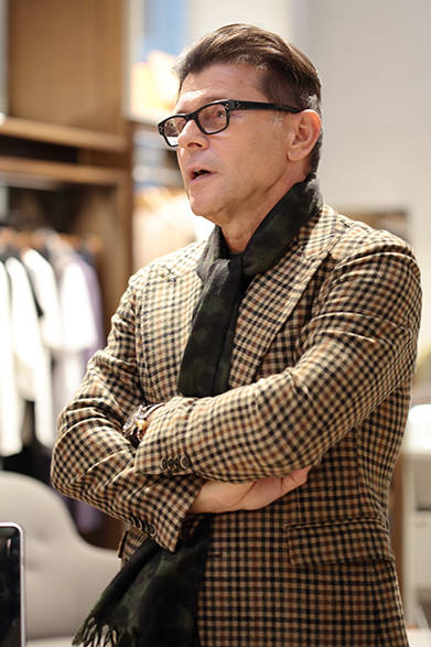 クリエイティブディレクターを務めるパオロ・セッキア氏