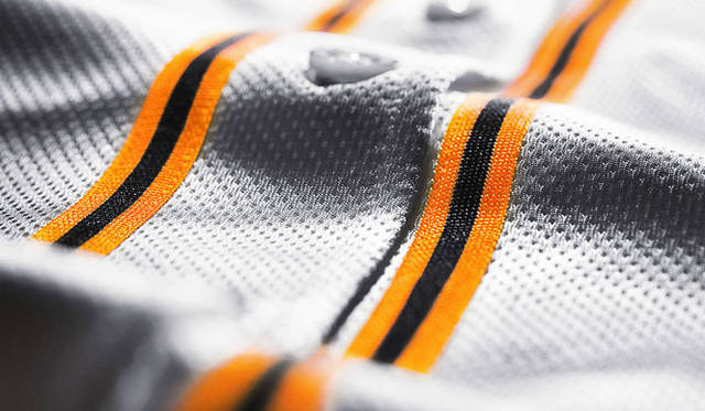 <strong>adidas｜アディダス</strong>　敵を圧倒するニューオレンジ