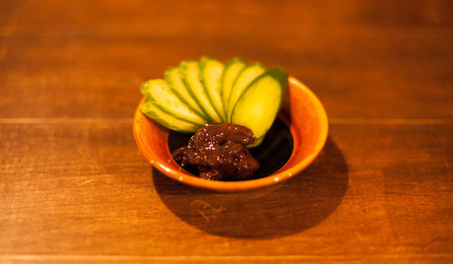 <strong>角田陽太｜東京浪漫酒場</strong>　代田橋「しゃけ小島」　めふん。しゃけの腎臓の塩辛