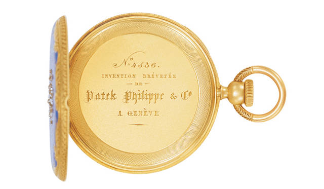 「Queen Victoria of Great Britain and Ireland｜ヴィクトリア女王のペンダント・ウォッチとブローチ」