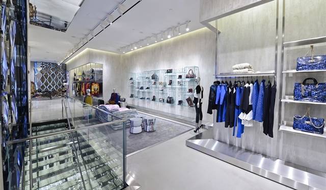 <strong>Just Cavalli｜豪華セレブが集結！　オープニングパーティを開催</strong>　