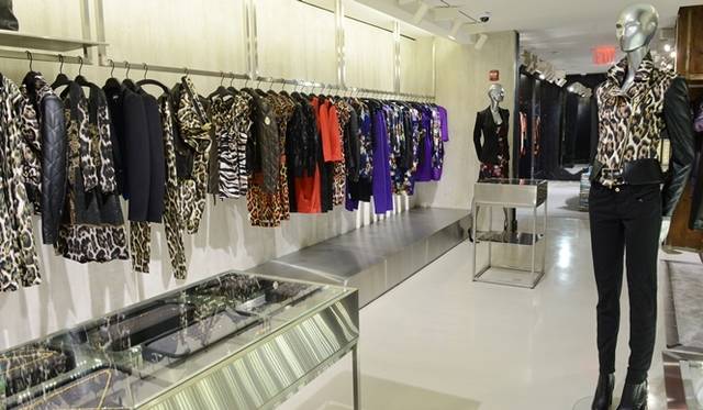 <strong>Just Cavalli｜豪華セレブが集結！　オープニングパーティを開催</strong>　