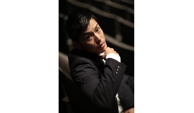 <strong>ART｜『PLAY 2 PLAY－干渉する次元』（改訂版再演）</strong>　Noism1芸術監督の金森穣氏 Photo: Kishin Shinoyama