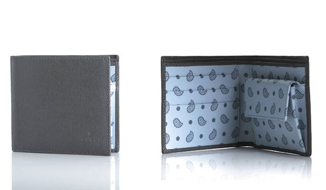 <strong>GUCCI｜グッチ　独自のスタイルで主張する新作ウォレット</strong><br /><br />二つ折りウォレット 5万3550円