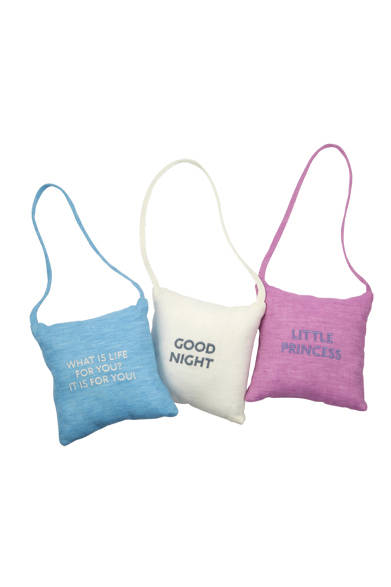 <strong>MYLAN｜スタイリスト 佐々木敬子が新ブランド「マイラン」を立ち上げ</strong><br />ドアノブチャーム　6615円