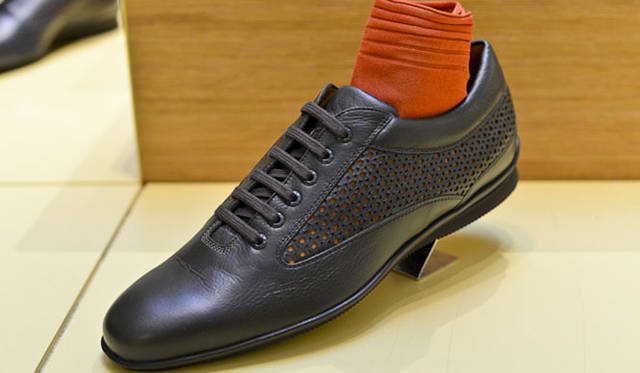 <strong>JOHN LOBB｜ジョンロブ</strong>　「ジョンロブ ジャーミンストリート店」のディスプレイ