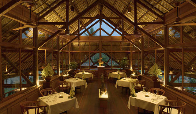 <strong>Amanresorts｜アマンリゾーツ</strong>　「アマンダリ（Amandari）」　Restaurant　
