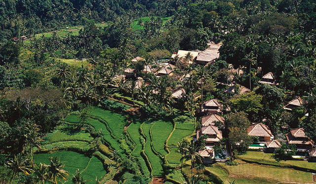<strong>Amanresorts｜アマンリゾーツ</strong>　「アマンダリ（Amandari）」　Aerial View　© Amanresorts