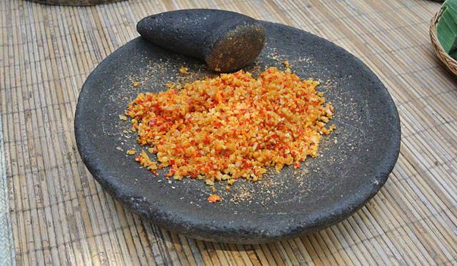 <strong>Amanresorts｜アマンリゾーツ</strong>　「アマンダリ（Amandari）」　このすり鉢が大活躍