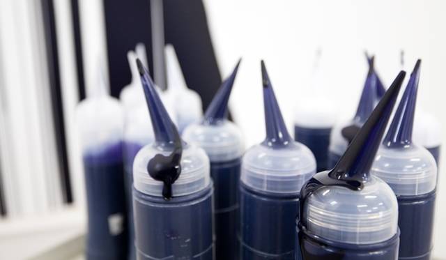 <strong>ART｜表参道のEYE OF GYREで『KOHEI NAWA｜SANDWICH』</strong>　ペインティングシリーズ 「Direction」で使用した絵具