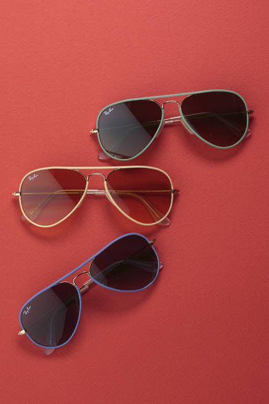 RB3025JM アビエーターフルカラー　上から、2万6250円、2万9400円、2万6250円（レイバン／阪急メンズ東京地下1階）