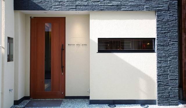 おなじく、ミシュランガイド関西版2014で1ツ星を獲得した「Reine des prés（レーヌ デ プレ）」