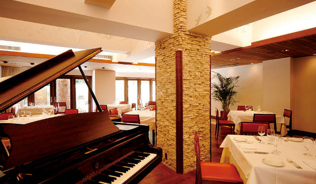 京都市指定有形文化財のなかで本格イタリアンを味わえる「長楽館 Ristorante CORAL」。