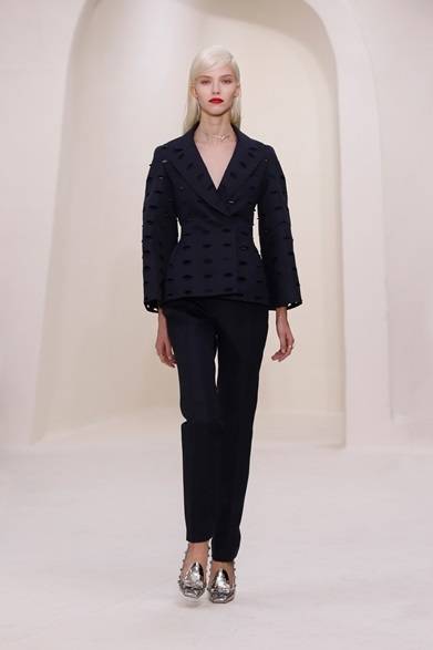 <strong>CHRISTIAN DIOR