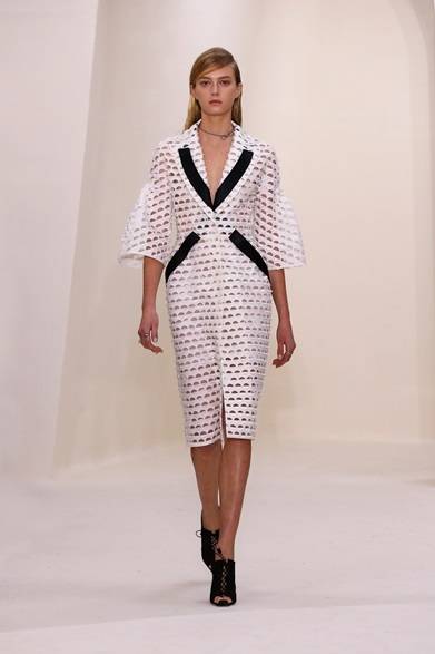 <strong>CHRISTIAN DIOR