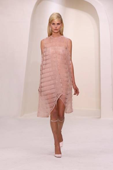 <strong>CHRISTIAN DIOR