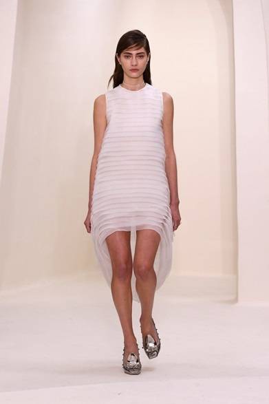 <strong>CHRISTIAN DIOR