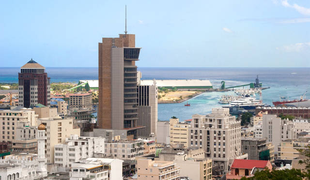 ポートルイスではここ数年、高層ビルの建築が進んでいる