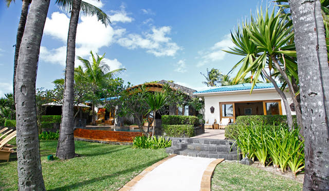 プライベートプールを備えた「ラ・ヴィラ」専用のガーデン