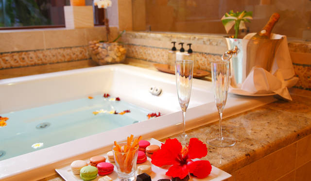 ここではバスルームも専属バトラーの管轄。自分の希望どおりにセットアップしてくれる