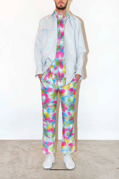 Trench Coat - Type:Shirt 2万8500円、Dolman Sleeve Shirt 2万2000円、Printed Easy Pants 1万8500円