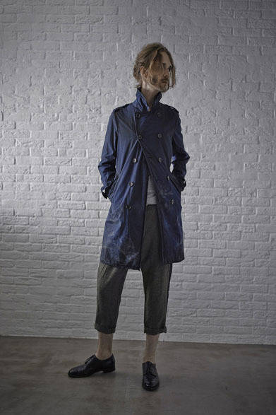 Coat 4万9000円、Pants 2万5000円