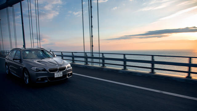<strong>BMW ConnectedDrive × 5 Series｜あなたと世界をつなぐ、あたらしいBMW</strong>