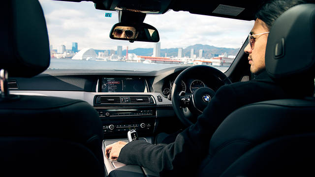 <strong>BMW ConnectedDrive × 5 Series｜あなたと世界をつなぐ、あたらしいBMW</strong>