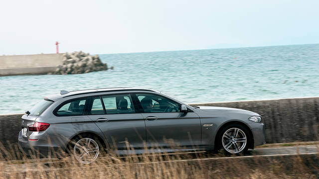 <strong>BMW ConnectedDrive × 5 Series｜あなたと世界をつなぐ、あたらしいBMW</strong>