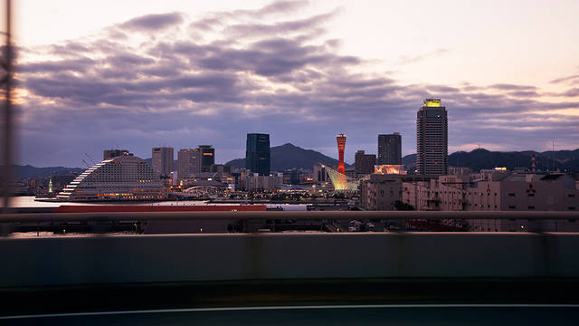 <strong>BMW ConnectedDrive × 5 Series｜あなたと世界をつなぐ、あたらしいBMW</strong>