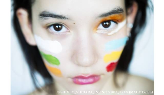 <strong>ART｜9人の写真家による『INFINITY VS～僕らとたった一人のモナ～』</strong>　SHIGEO SHIDARA