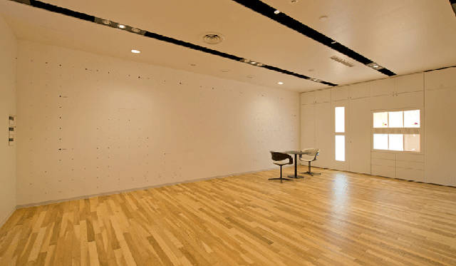 あたらしい光を生み出す実験スペース