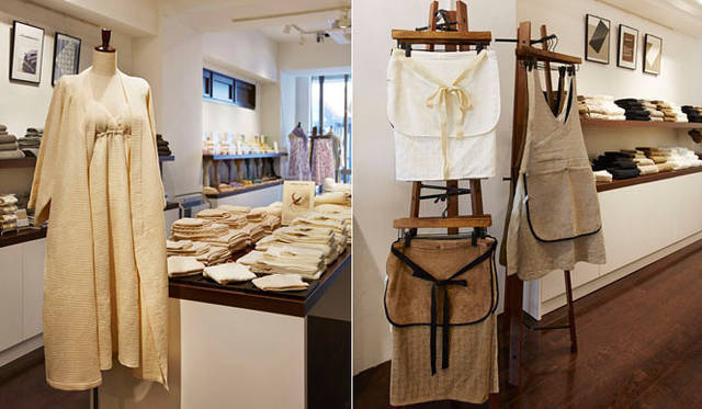 左／オーガニックリネンのガウンなども豊富
