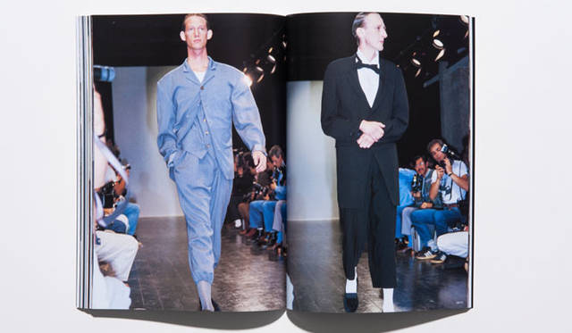 <strong>『山本耀司。モードの記録。』</strong>　学校法人文化学園 文化出版局発行