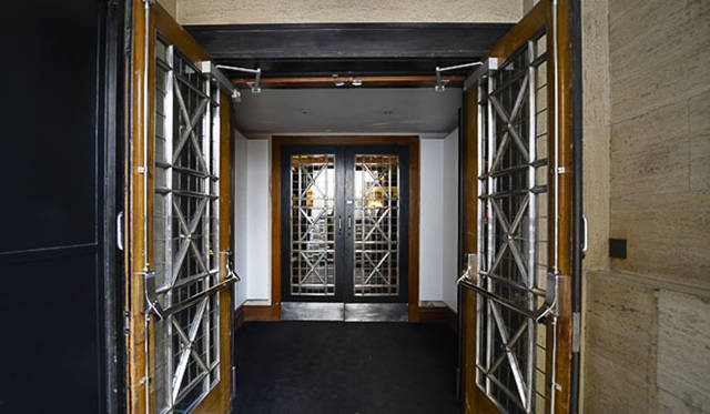 <strong>JOHN LOBB｜ジョンロブ</strong>　「ロンドンコレクション:メンズ」<br>会場となったVICTORIA HOUSE