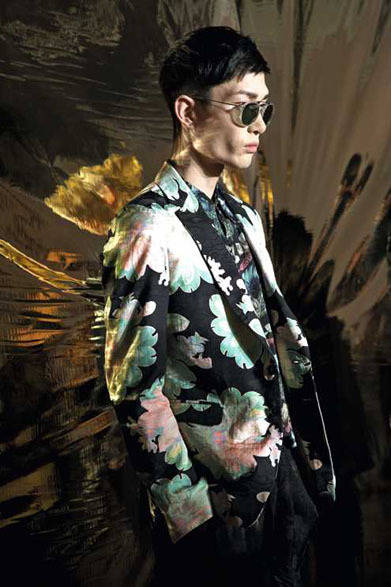 <strong>阪急メンズ東京｜HANKYU MEN’S TOKYO</strong>　2階 インターナショナルデザイナーズ「DRIES VAN NOTEN（ドリス ヴァン ノッテン）」