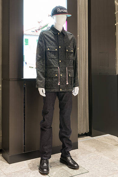 <strong>阪急メンズ東京｜HANKYU MEN’S TOKYO</strong>　4階 インターナショナルクリエイターズ「MAISON KITSUNÉ（メゾン キツネ）」<br>ペーズリージャケット10万5000円
