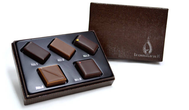 ル ショコラ ドゥ アッシュ「C.C.C. ナノ ショコラ」 1800円<br />販売日│2月8日（土）、9日（日）