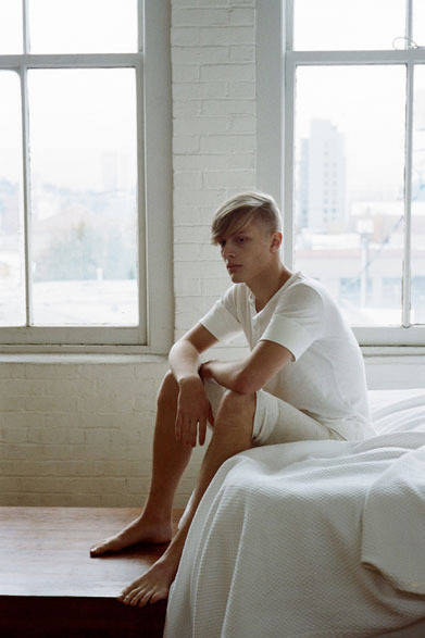 ヘンリーナッピング チェニック ショートスリーブ6000円、ナッピングショーツ6500円（以下すべて税抜価格）