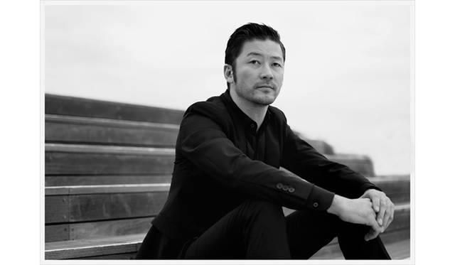 ナレーターを務める浅野忠信