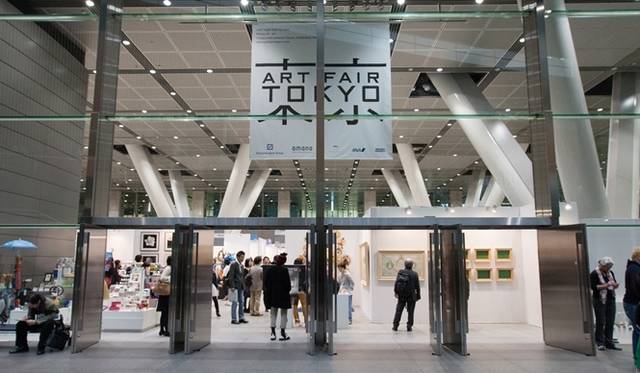 <strong>ART FAIR TOKYO 2014｜見て、買って楽しむアートの祭典「アートフェア東京」が今年も開催</strong>　昨年の様子　Photo by Munetoshi Iwashita 