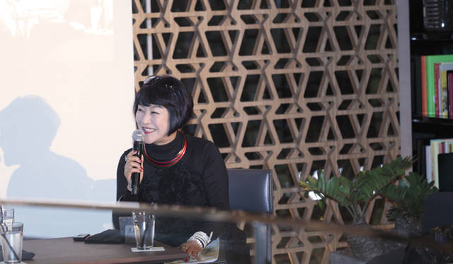 ナビゲーターの生駒芳子さんも最近マシントレーニングと水泳を始めたそうで、きっかけについて「筋肉しか私を救えないと思った」と語り、会場の笑いを誘った