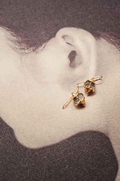 <strong>iberi｜イベリー</strong>　2014年デビューコレクション　Inshallah 20万円（以下すべて税抜価格）